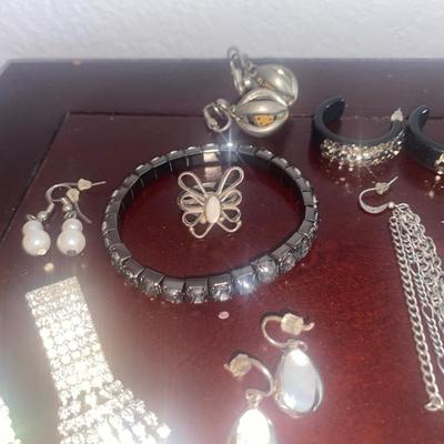 SILVER AND GOLD TONE JEWELRY