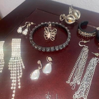 SILVER AND GOLD TONE JEWELRY