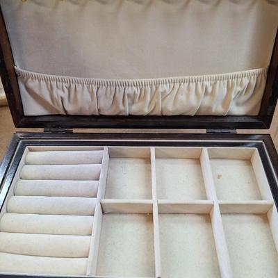 jewelry Box w/ cloth top