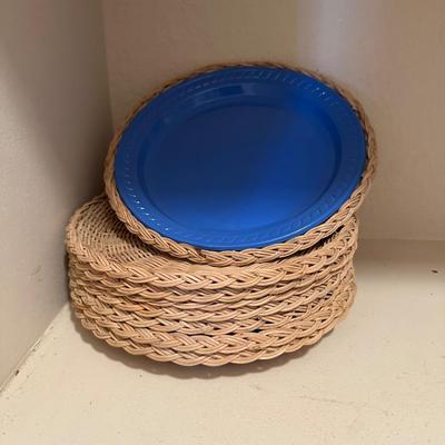 WICKER 3 SECTION BASKET, PAPER PLATE WICKER HOLDERS, DISPOSABLE CUPS AND SMALL PLATES PLUS MORE