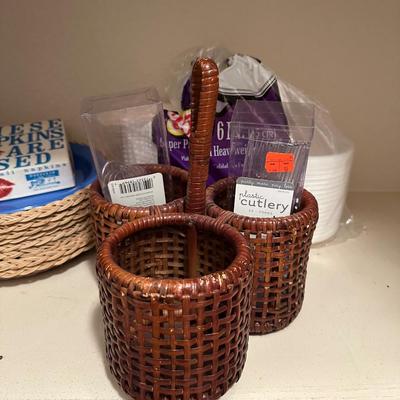 WICKER 3 SECTION BASKET, PAPER PLATE WICKER HOLDERS, DISPOSABLE CUPS AND SMALL PLATES PLUS MORE
