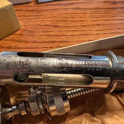 OLD HEAVY DUTY SYRINGES FOR LIVESTOCK