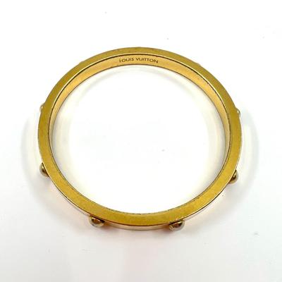 484 LOUIS VUITTON Gold Metal Clouse Bracelet