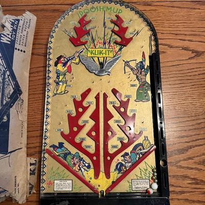 VINTAGE POOSH-M-UP “KLIK-IT” PINBALL GAME