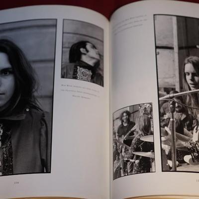 LINDA MCCARTNEY'S SIXTIES "PORTRAIT OF AN ERA BOOK