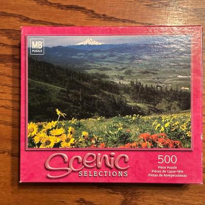 ASSORTMENT OF JIGSAW PUZZLES 500 PIECES OR LESS