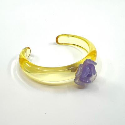 487 CHANEL Translucent x Purple 01P Camellia Rose Flower Bangle Bracelet