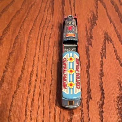 MINNEAPOLIS MOLINE DIECAST TOY TRACTOR & TIN LITHO FRICTION TRAIN