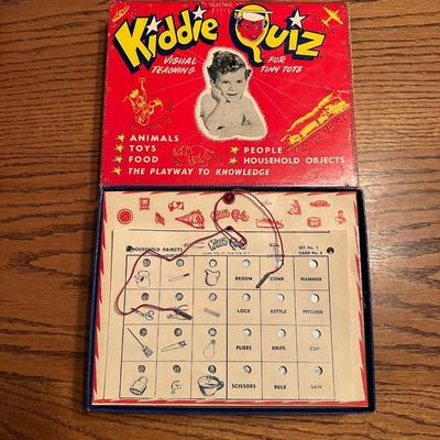 1930’s GAME BOARD “40 GAMES BOX” PIN THE TAIL ON THE DONKEY, KIDDIE QUIZ, & CENTURIONS GAMES