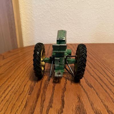 JOHN DEERE DIE-CAST TOY TRACTOR WITH SICKLE BAR MOWER