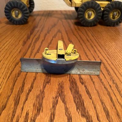 NY-LINT DIE CAST TOY ROAD GRADER AND A JOHN DEERE TRACTOR