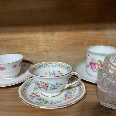 Multiple mini teacup in different patter