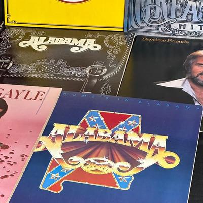 Vintage Country Records by Willie Nelson, Alabama and The Grand Ole Opry
