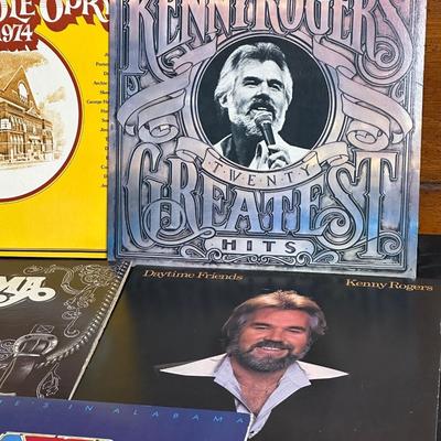 Vintage Country Records by Willie Nelson, Alabama and The Grand Ole Opry