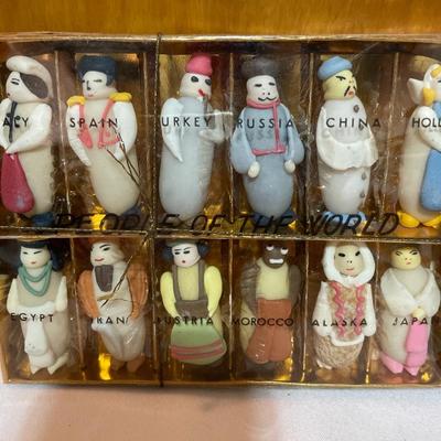 Dufor People of the World and vintage picture frame