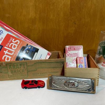 Larion harmonica, Kraft Brick box & Sinclair glass