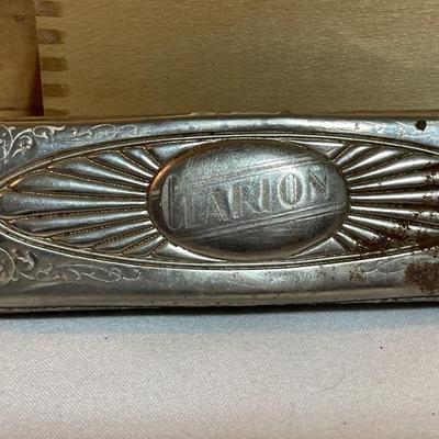Larion harmonica, Kraft Brick box & Sinclair glass