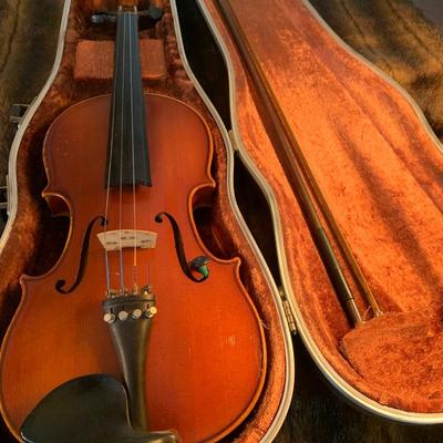 William Lewis & Son 100 4/4 Violin Made in Germany w/Case