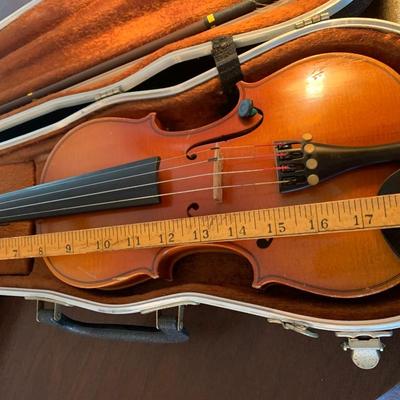 Suzuki Size 1/2 Anno Violin w/ Case