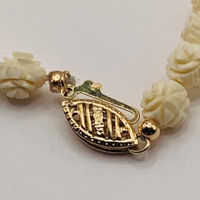 LOT 7: Vintage Rose Bead Bracelet with 14K Clasp