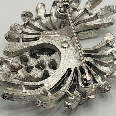 LOT18: Vintage Crown Trifari Silvertone Rodium Plated Clear Crystal Brooch, Rhinestone Duet Brooch/ Shoe Clip, Bead Necklaces and Earrings