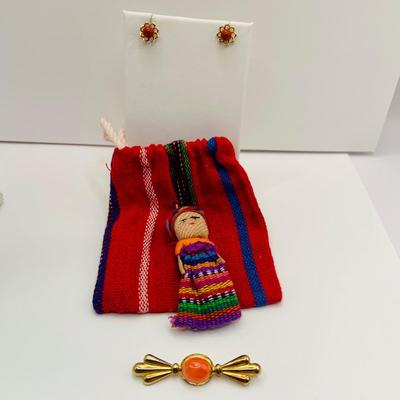 LOT 21: Colorful Collection of Beaded Necklaces, Branch Coral Necklaces, 925 Gold and Coral Pin and Fresh Water Pearl Necklaces and More