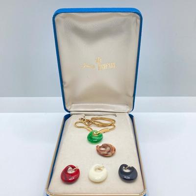 LOT 59J: Vintage 1960's Crown Trifari Interchangeable Lucite Pendant Necklace in Original Presentation Box