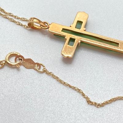 LOT 65J: Gold and Jade Cross Pendant Necklace - 14KT, TW 2.5g, 18"