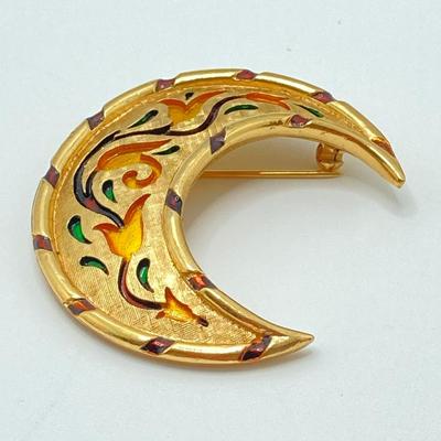 LOT 69J: Vintage Gold Tone Jewelry - Napier, Trifari and More