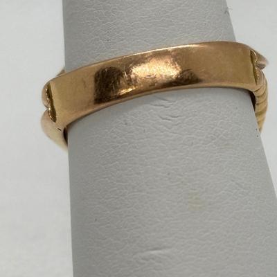 LOT 84: Vintage 18K (750) Gold Pearl Ring: 5g Tw, sz 6