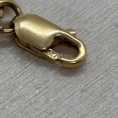 LOT 85: Cultured Pearl & Gold Bracelet w/Charm: 750 (18k) on Clasp, 14K Charm w/2 Pearls & 2 Gemstones, 10.7g Tw, 7.5"