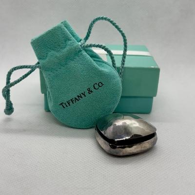 LOT 86: Tiffany Collection: 2001 Hand Hammered 925 Trinket/Pill Boll 22.3g Tw & Engraved Bookmarked 7g Tw
