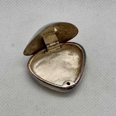 LOT 86: Tiffany Collection: 2001 Hand Hammered 925 Trinket/Pill Boll 22.3g Tw & Engraved Bookmarked 7g Tw