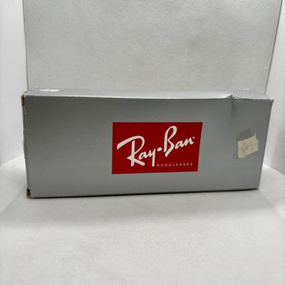 LOT 88: NIB Classic Ray Ban Outdoorsman II Arista Sunglasses