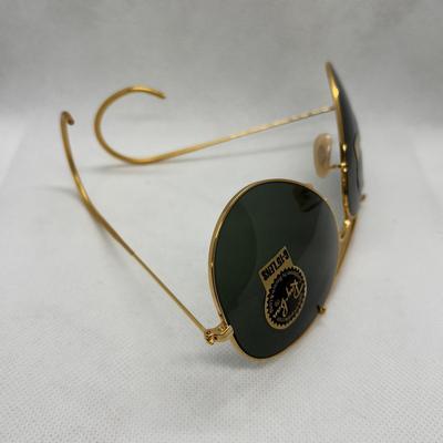 LOT 88: NIB Classic Ray Ban Outdoorsman II Arista Sunglasses