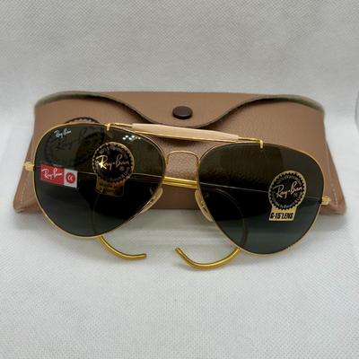 LOT 88: NIB Classic Ray Ban Outdoorsman II Arista Sunglasses