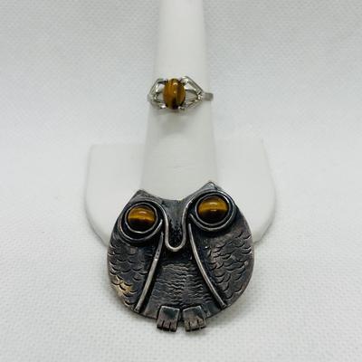 LOT 91: Sterling Silver Tiger Eye Owl Brooch & Ring, sz 7