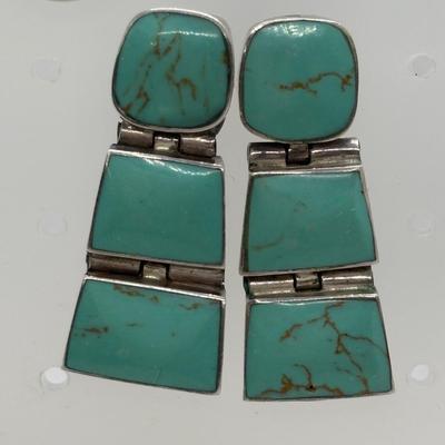 LOT 94: Sterling Silver Ring sz.7 & Earring Collection (3pr)