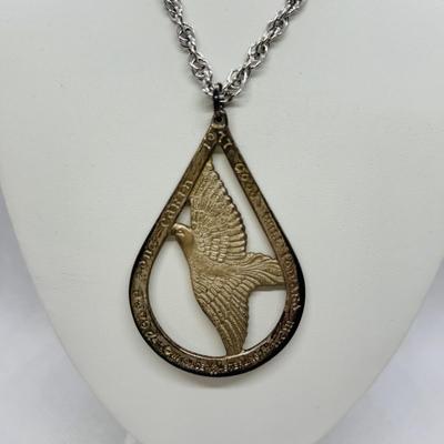 LOT 95: Wallace Smith 1977 Sterling Medallion (24")