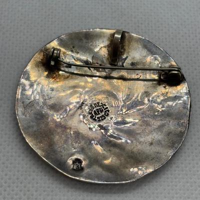 LOT 100: APC 925 Mexico Sterling Silver & Abalone Inlay Brooch, 9.5g Tw