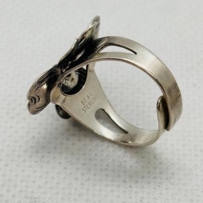 LOT 102: Vintage Beau Sterling Silver Brooches & Adjustable Flower Ring