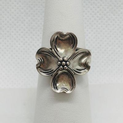 LOT 102: Vintage Beau Sterling Silver Brooches & Adjustable Flower Ring