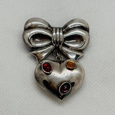 LOT 103: Sterling Silver Brooch Collection: Wishbone, Paint Palette & Bow/Heart w/Gems