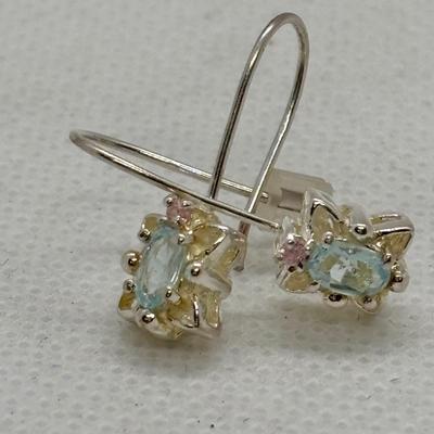 LOT 105: Sterling Silver Hugs & Kissing 7" Bracelet, Onyx Tear Drop Earrings & Avon 925 Blue Topaz Earrings