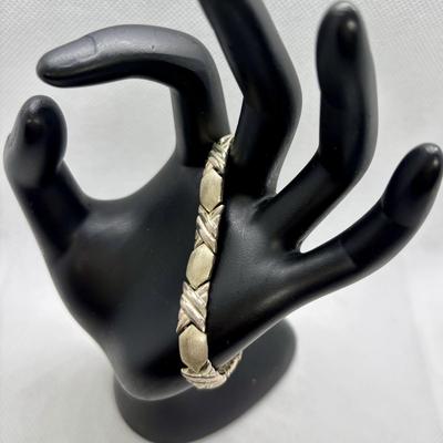 LOT 105: Sterling Silver Hugs & Kissing 7" Bracelet, Onyx Tear Drop Earrings & Avon 925 Blue Topaz Earrings