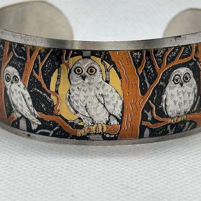 LOT 106: Reed & Barton Damascene Jewelry Collection: Owl Pendant w/Matching Cuff Bracelet