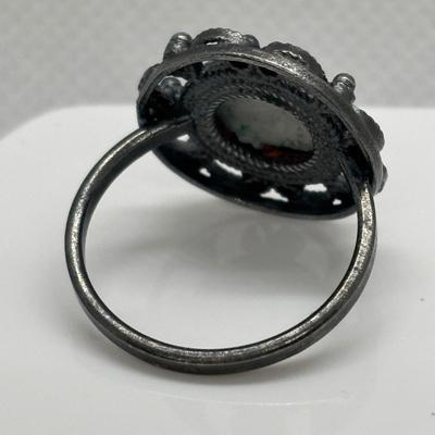 LOT 107: Vintage Rostov Finift Yaroslav Region Filigree Ring w/Enamel Painted Insert & Filigree Brooch w/Enamel Painted Insert