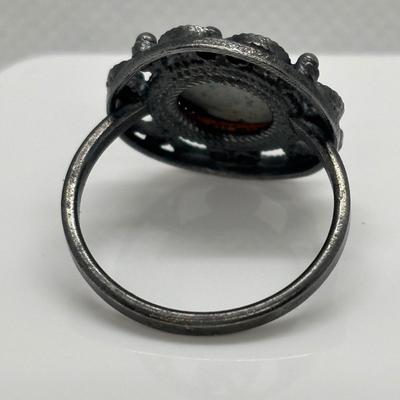 LOT 107: Vintage Rostov Finift Yaroslav Region Filigree Ring w/Enamel Painted Insert & Filigree Brooch w/Enamel Painted Insert