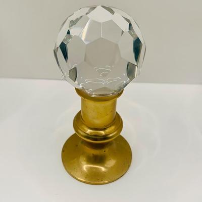 LOT:165: Colorful Collection of Crystals, Stones Geodes and More