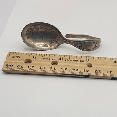 LOT 165: Set of Childrens Sterling Silver Flatware - 44.85 gtw